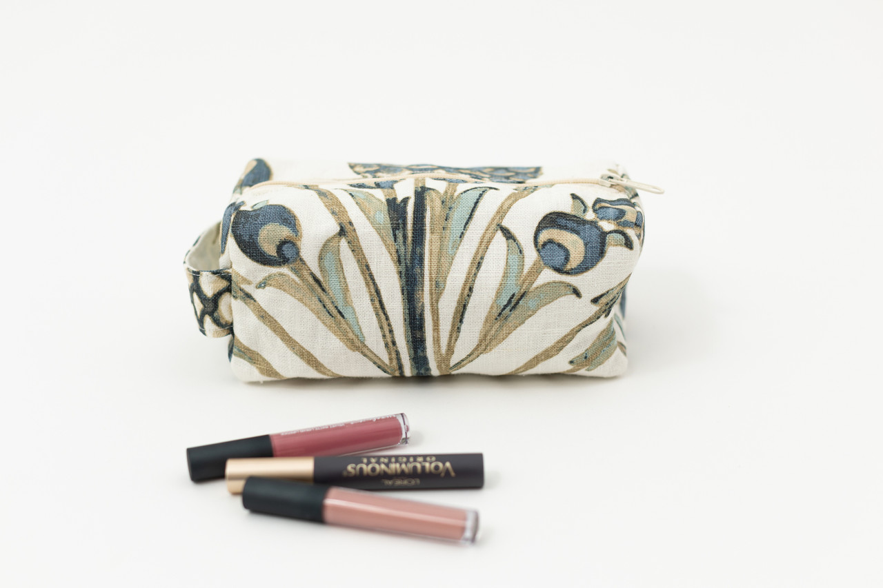 Cosmetic Bag Chiquita